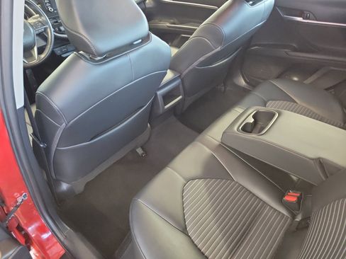 Certified 2023 Toyota Camry SE image 11