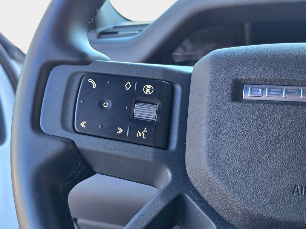 Used 2025 Land Rover Defender 110 S AWD/4WD image 20