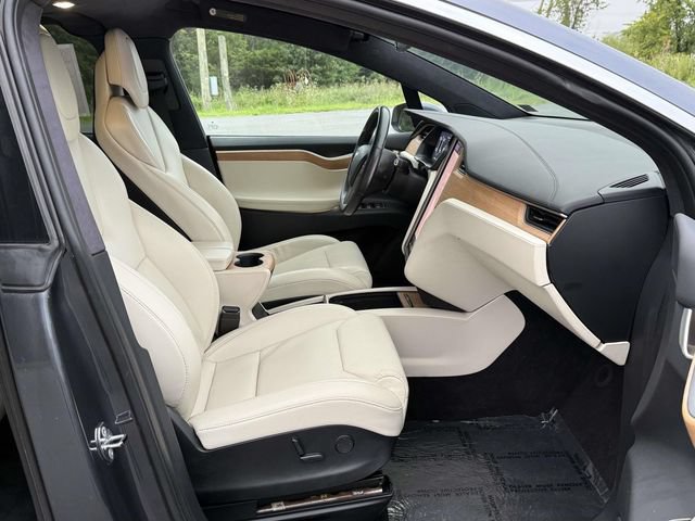 Used 2019 Tesla Model X Long Range AWD/4WD image 12