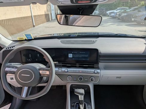Certified 2024 Hyundai Kona SE AWD/4WD image 7
