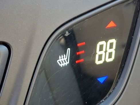 Used 2020 Buick Envision Essence image 28