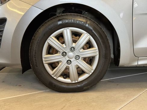 Used 2022 Kia Rio S FWD image 25