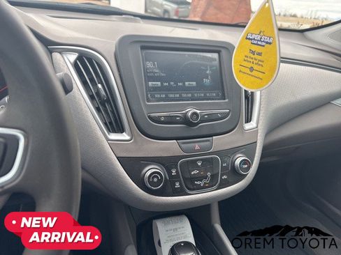 Used 2017 Chevrolet Malibu LS image 25