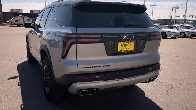 Used 2025 Chevrolet Traverse Z71 AWD/4WD image 8