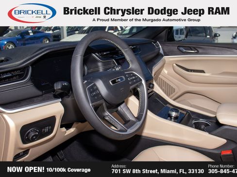 Used 2024 Jeep Grand Cherokee L Limited image 15