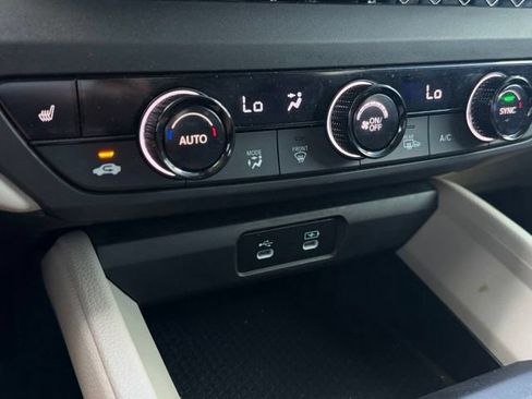 Used 2023 Honda Accord EX image 7