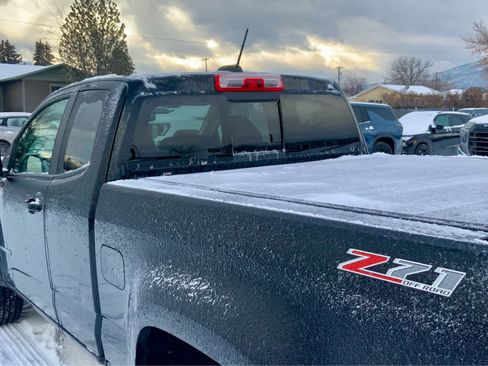 Used 2019 Chevrolet Colorado Z71 image 12