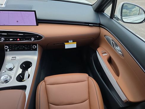 New 2026 Genesis GV70 2.5T Advanced AWD/4WD image 15