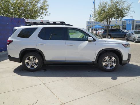Used 2026 Honda Pilot EX-L image 4