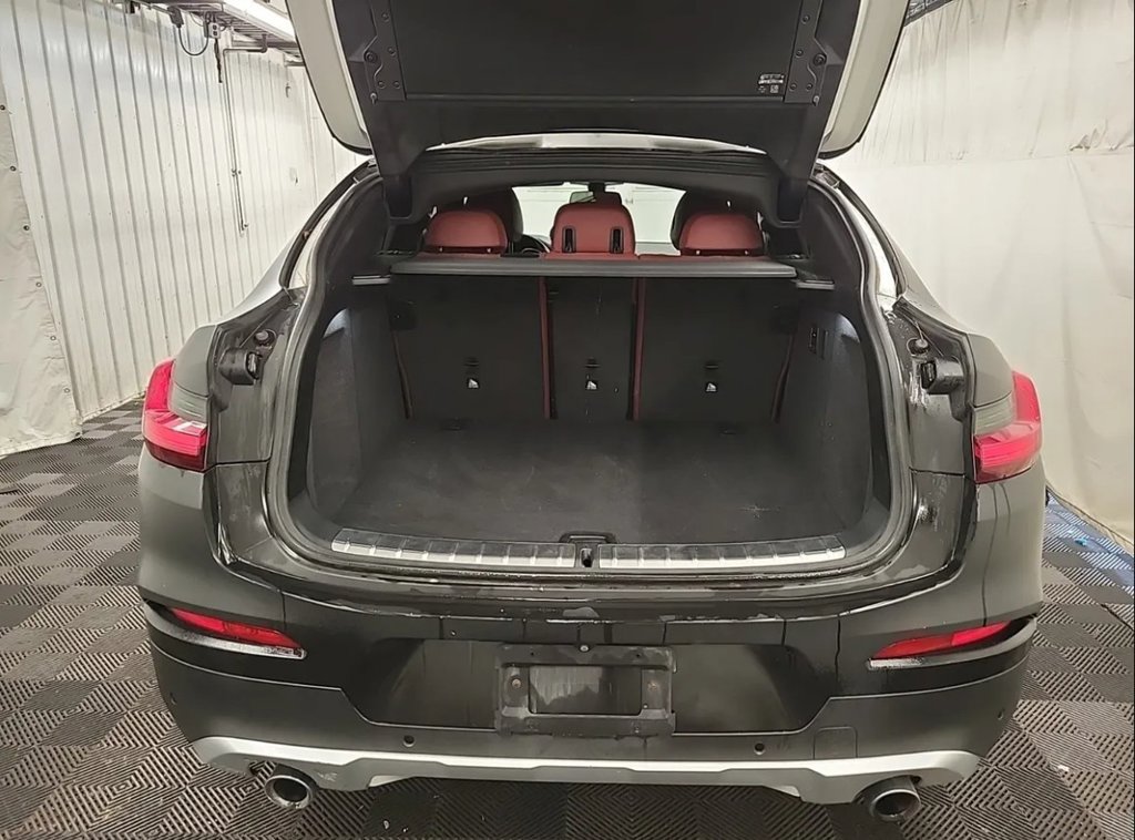 Used 2021 BMW X4 xDrive30i AWD/4WD image 7