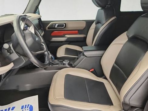 Used 2023 Ford Bronco Wildtrak AWD/4WD image 11