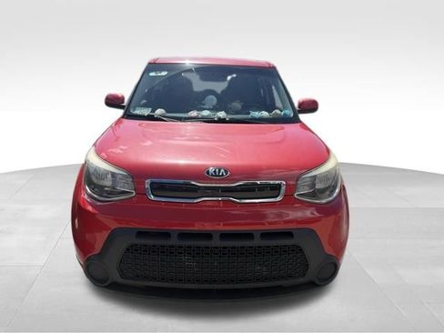 Used 2015 Kia Soul + w/ Audio Package FWD image 2