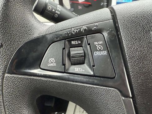 Used 2013 Chevrolet Equinox LS image 22