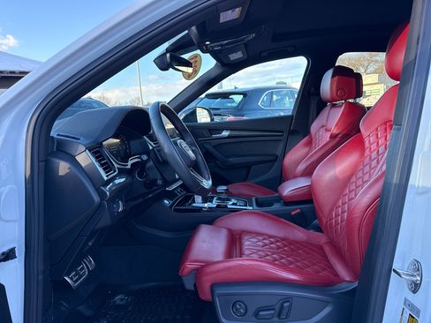 Used 2023 Audi SQ5 Premium Plus w/ Premium Plus Package image 24
