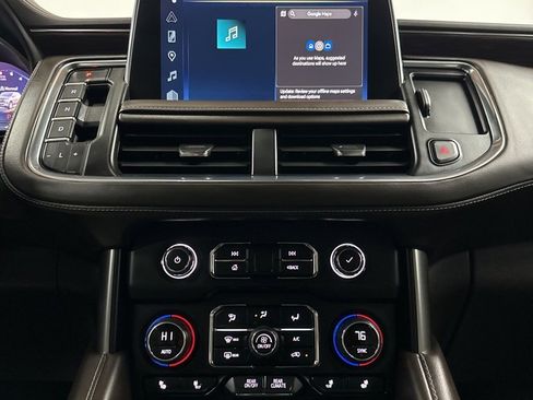 Used 2023 Chevrolet Suburban Z71 w/ Luxury Package image 25