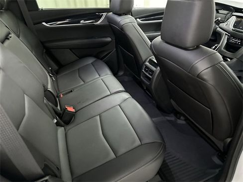 Certified 2023 Cadillac XT5 Premium Luxury image 18