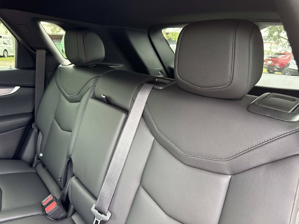 New 2026 Cadillac XT5 Luxury w/ LPO, Floor Liner Package FWD image 15