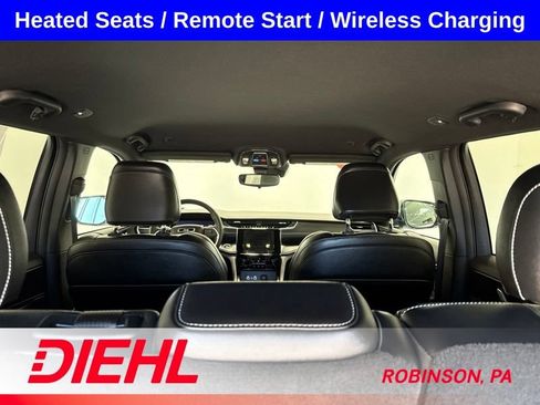 Used 2024 Jeep Grand Cherokee Altitude AWD/4WD image 10