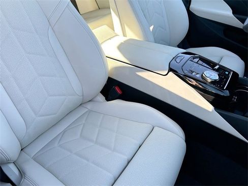 Certified 2025 BMW i5 eDrive40i w/ Premium Package image 11