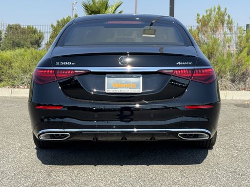 New 2026 Mercedes-Benz S 580e 4MATIC Sedan image 10