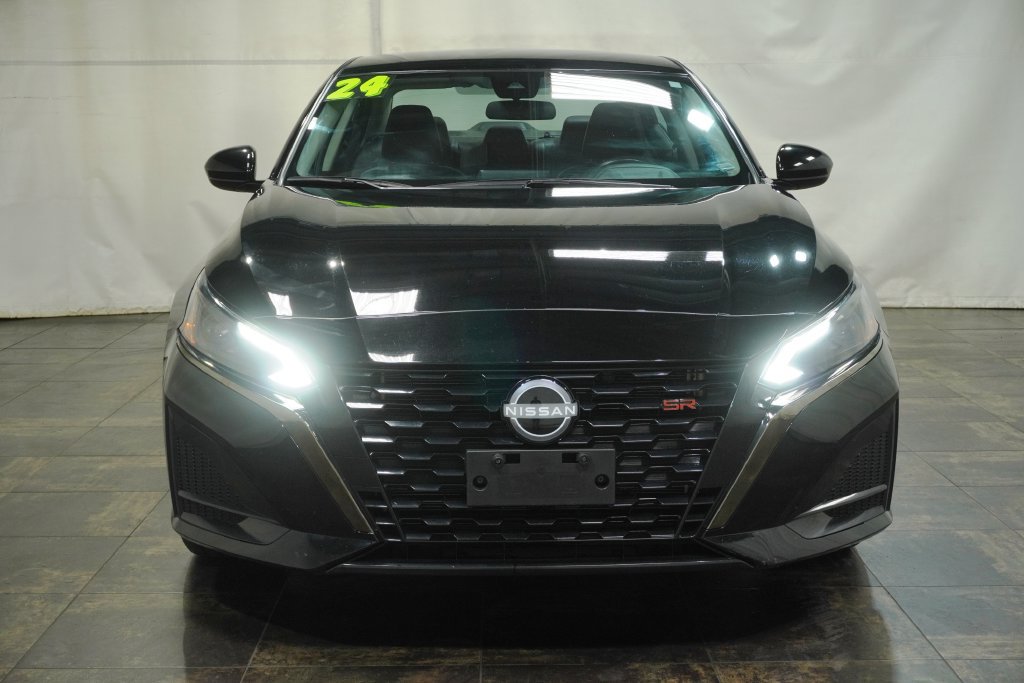 Used 2024 Nissan Altima 2.5 SR FWD image 8