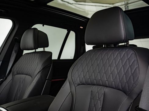 New 2026 BMW X5 M60i image 22