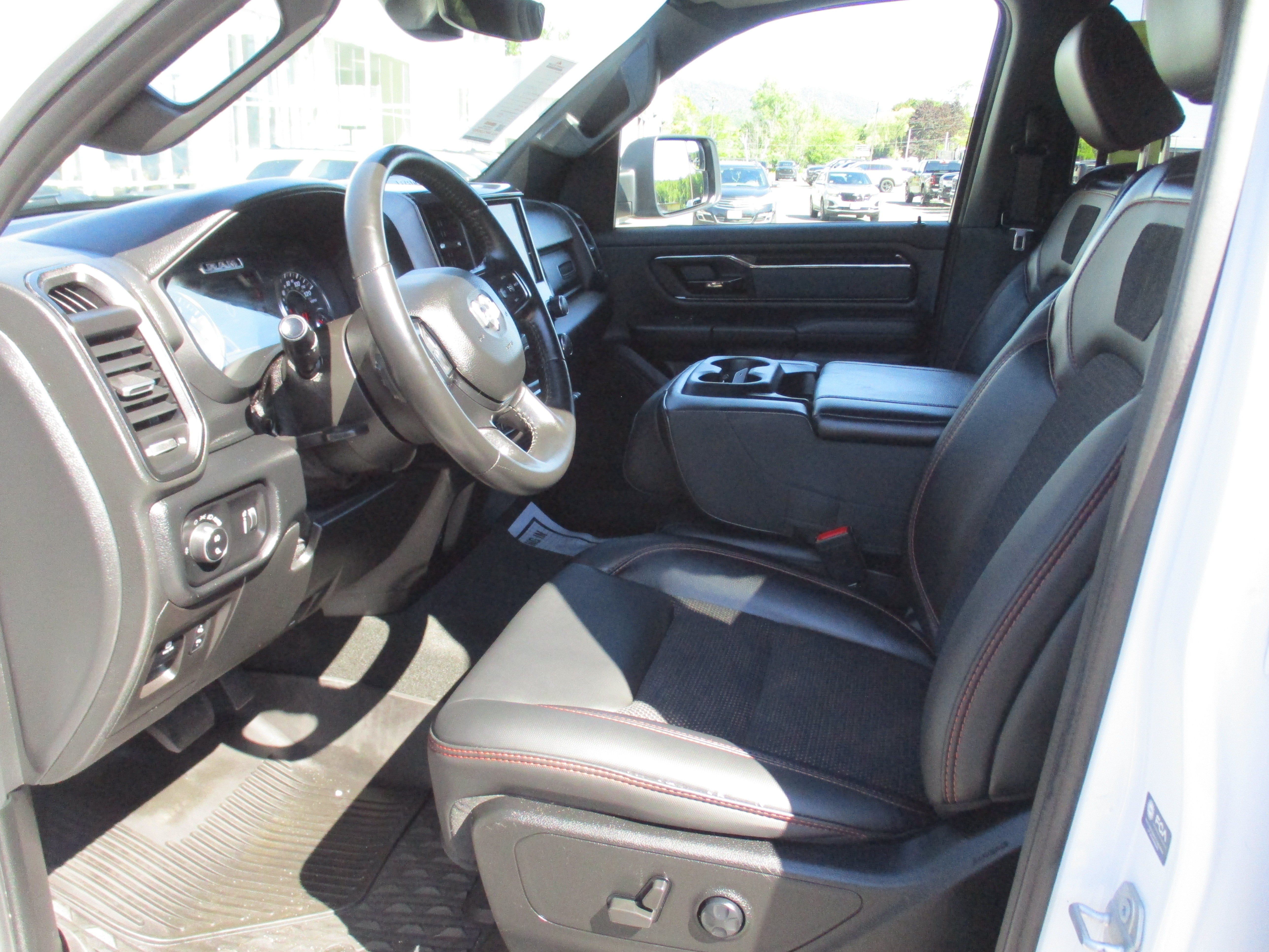 Used 2021 RAM 1500 Big Horn w/ Built-to-serve Edition AWD/4WD image 11