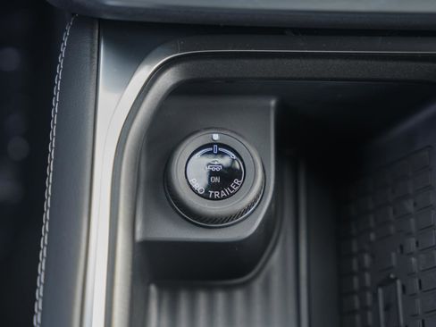 New 2025 Ford Expedition Max Platinum w/ Stealth Performance Package image 33