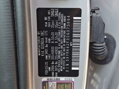 Certified 2025 Kia Sorento SX FWD image 28