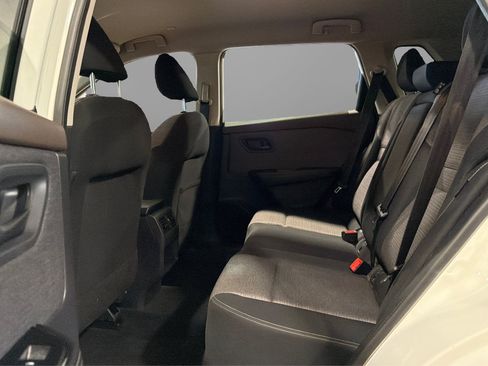Used 2022 Nissan Rogue S AWD/4WD image 33