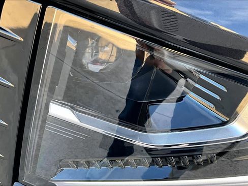 New 2026 Chevrolet Suburban LT w/ Comfort Package image 14