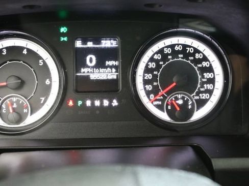 Used 2019 RAM 1500 Warlock AWD/4WD image 17