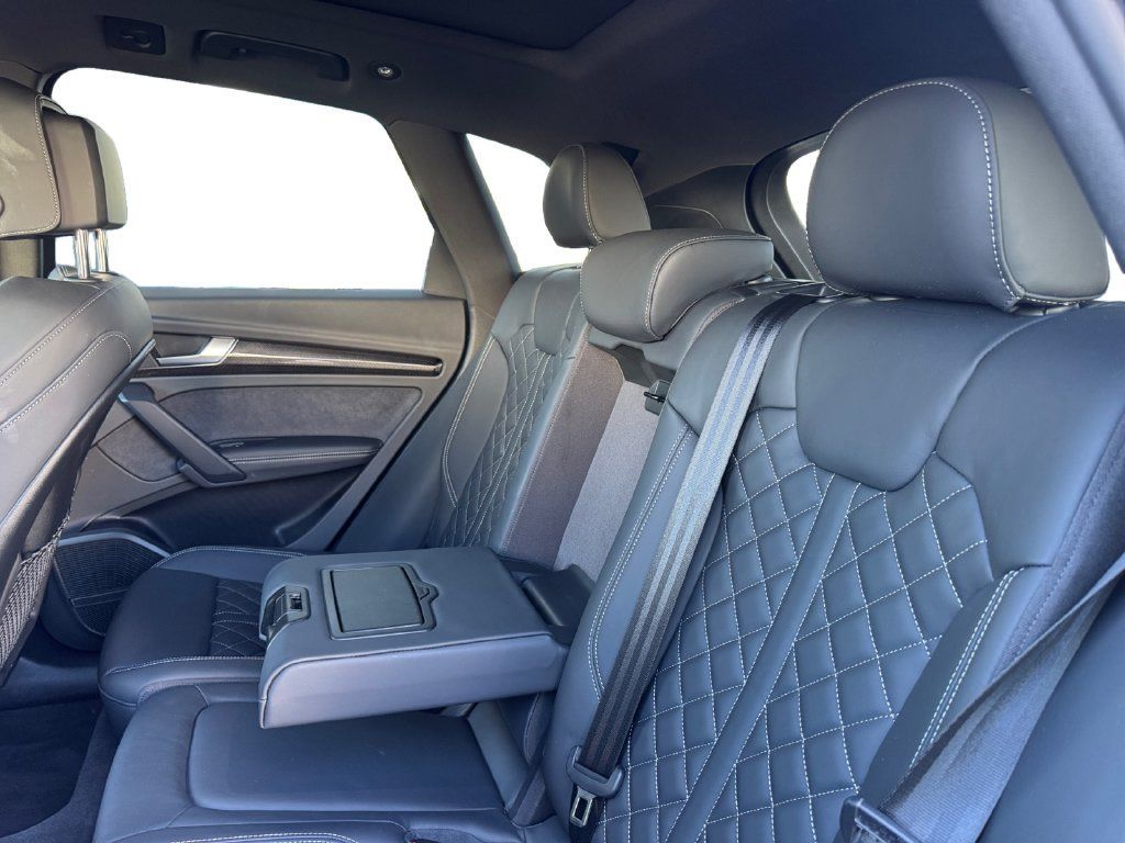 Used 2025 Audi SQ5 Premium Plus AWD/4WD image 23