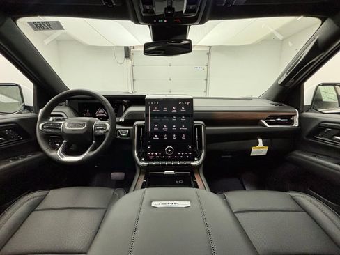 New 2026 GMC Yukon Denali w/ Sun & Power Step Package image 2