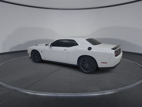 Used 2022 Dodge Challenger R/T Scat Pack w/ Plus Package RWD image 12