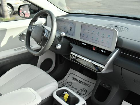 Used 2022 Hyundai Ioniq 5 SEL image 45