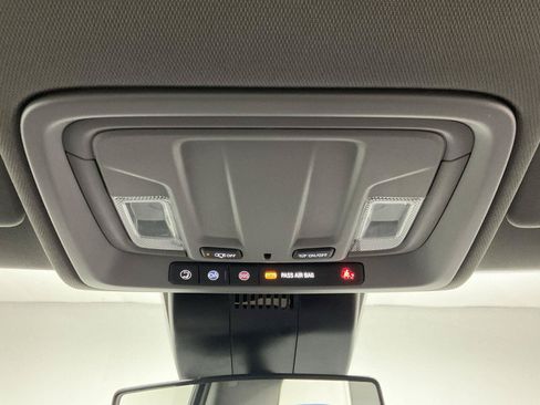Used 2025 Chevrolet Silverado 1500 W/T RWD image 17