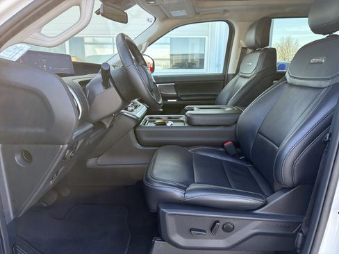 Certified 2025 Ford Expedition Max Platinum AWD/4WD image 29