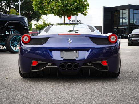 Used 2013 Ferrari 458 Italia Coupe RWD image 11