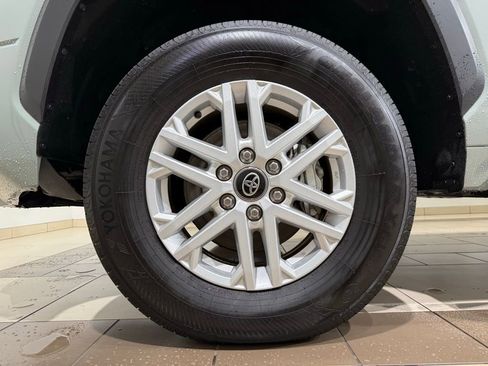 Used 2025 Toyota Tundra SR5 w/ SR5 Convenience Package image 9