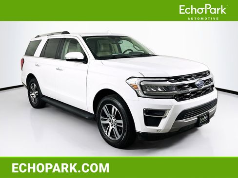 Used 2024 Ford Expedition Limited image 1