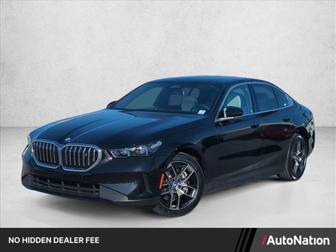 Used 2024 BMW i5 eDrive40i w/ Convenience Package RWD image 1
