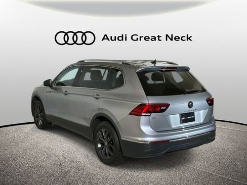 Used 2022 Volkswagen Tiguan SE AWD/4WD image 6