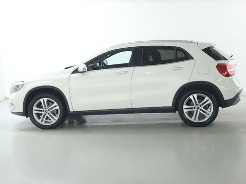 Used 2018 Mercedes-Benz GLA 250 4MATIC image 39