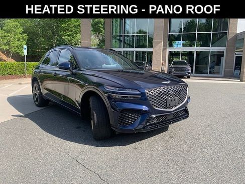 Used 2023 Genesis GV70 2.5T w/ Sport Prestige Package AWD/4WD image 4
