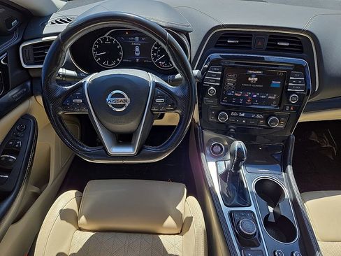 Used 2021 Nissan Maxima Platinum w/ Sport Mat Group image 18