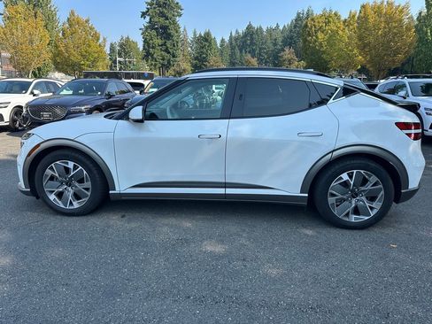 Certified 2024 Genesis GV60 RWD image 2