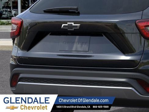 New 2026 Chevrolet Trax LT w/ Driver Confidence Package FWD image 14
