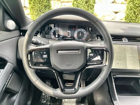 Certified 2024 Land Rover Range Rover Evoque Dynamic SE AWD/4WD image 21