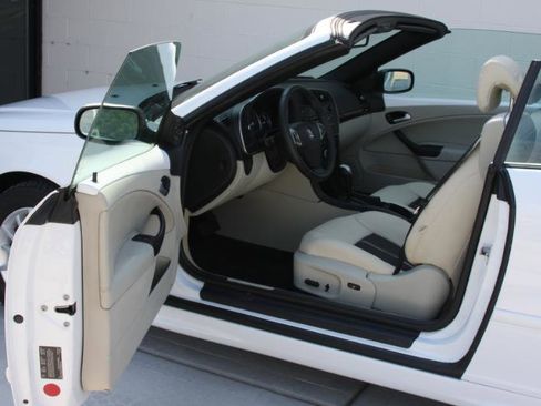 Used 2009 Saab 9-3 2.0T image 25